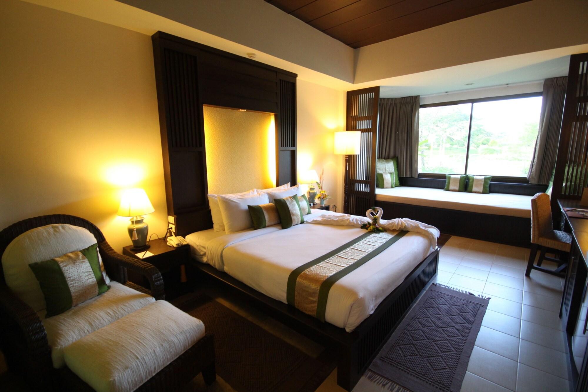 Mae Jo Golf Resort & Spa Ban Ban San Sai Exterior foto