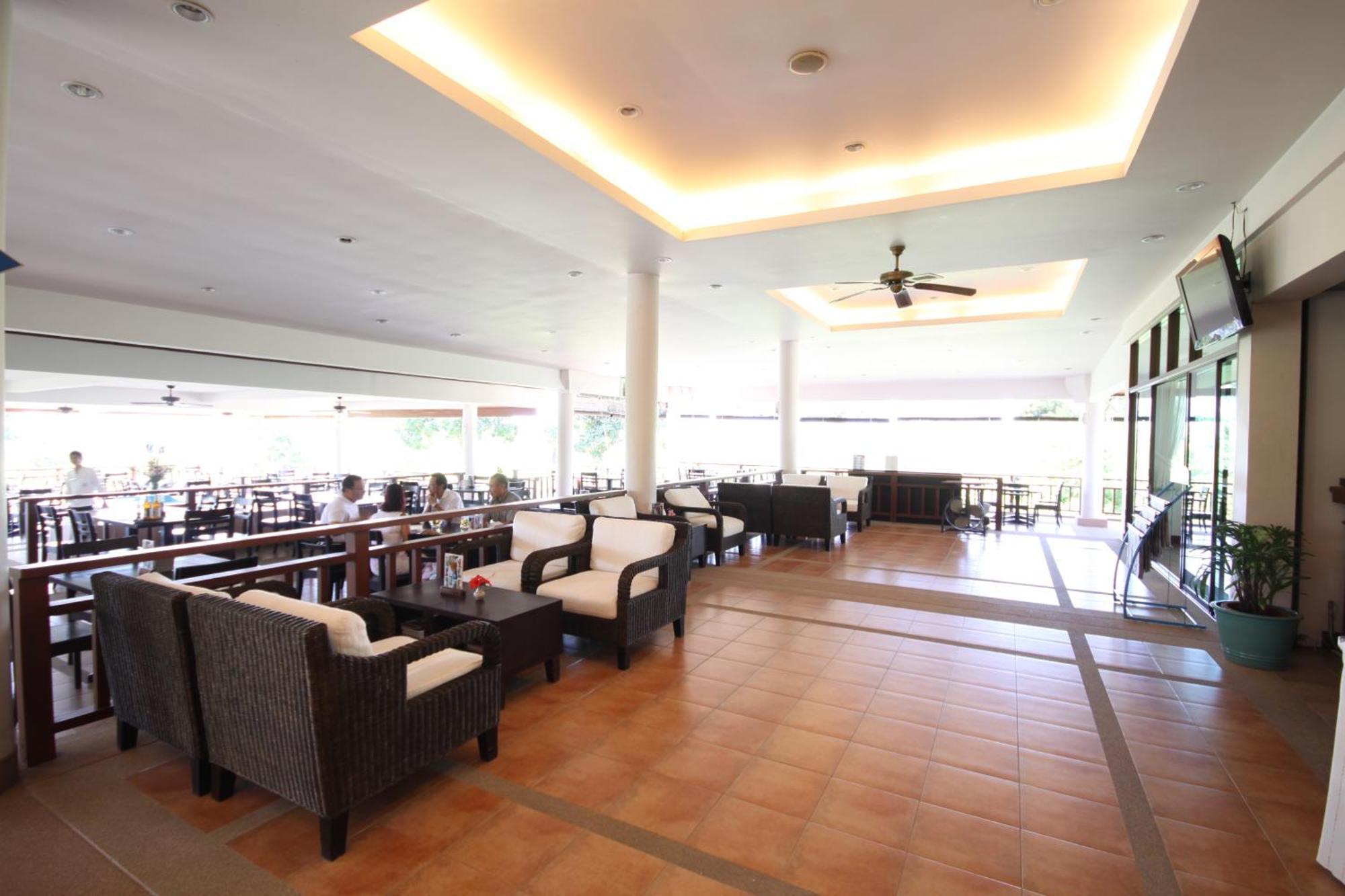 Mae Jo Golf Resort & Spa Ban Ban San Sai Exterior foto