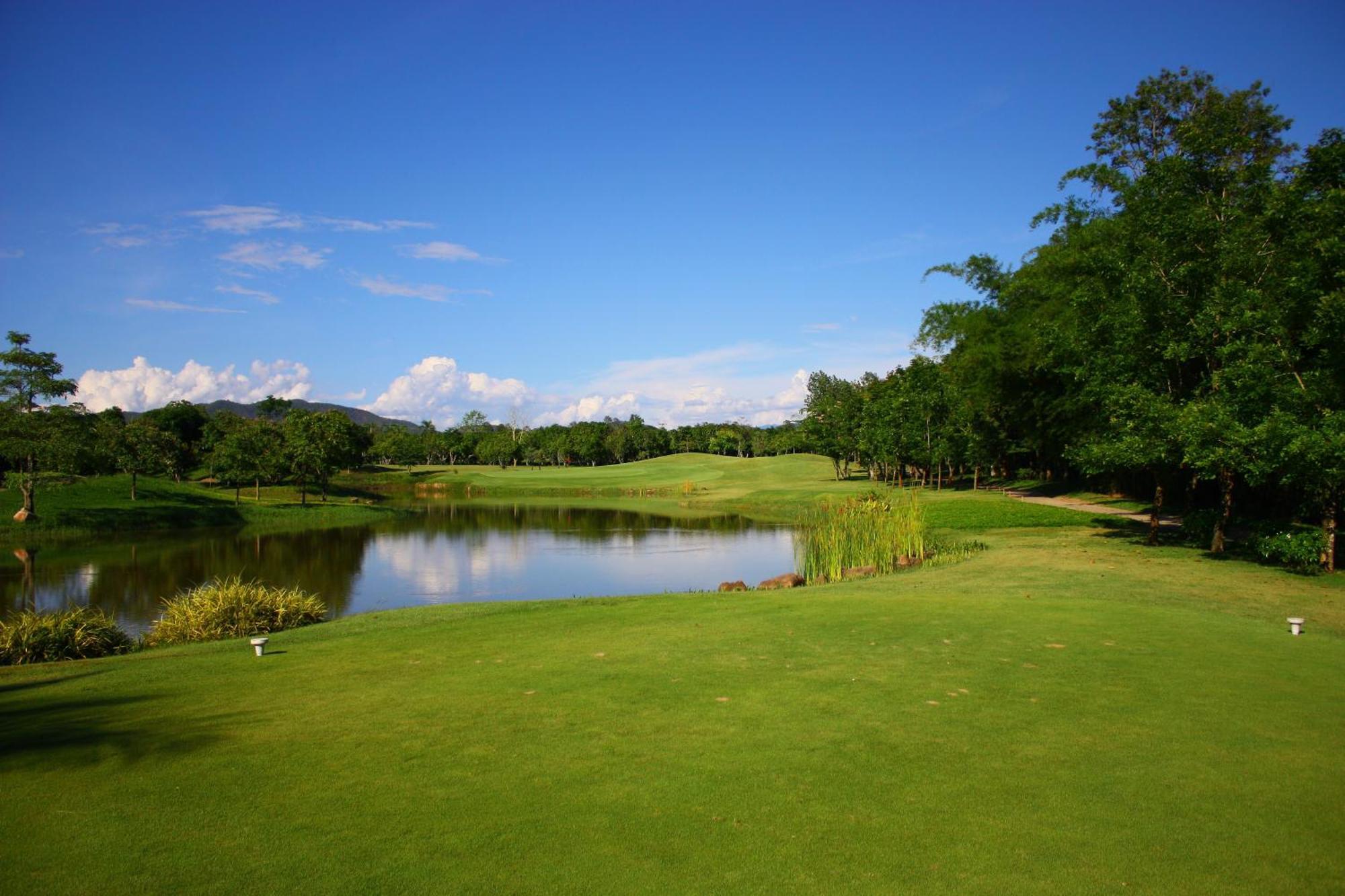 Mae Jo Golf Resort & Spa Ban Ban San Sai Exterior foto