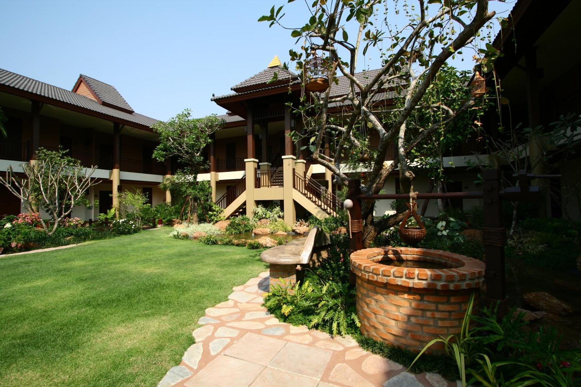 Mae Jo Golf Resort & Spa Ban Ban San Sai Exterior foto