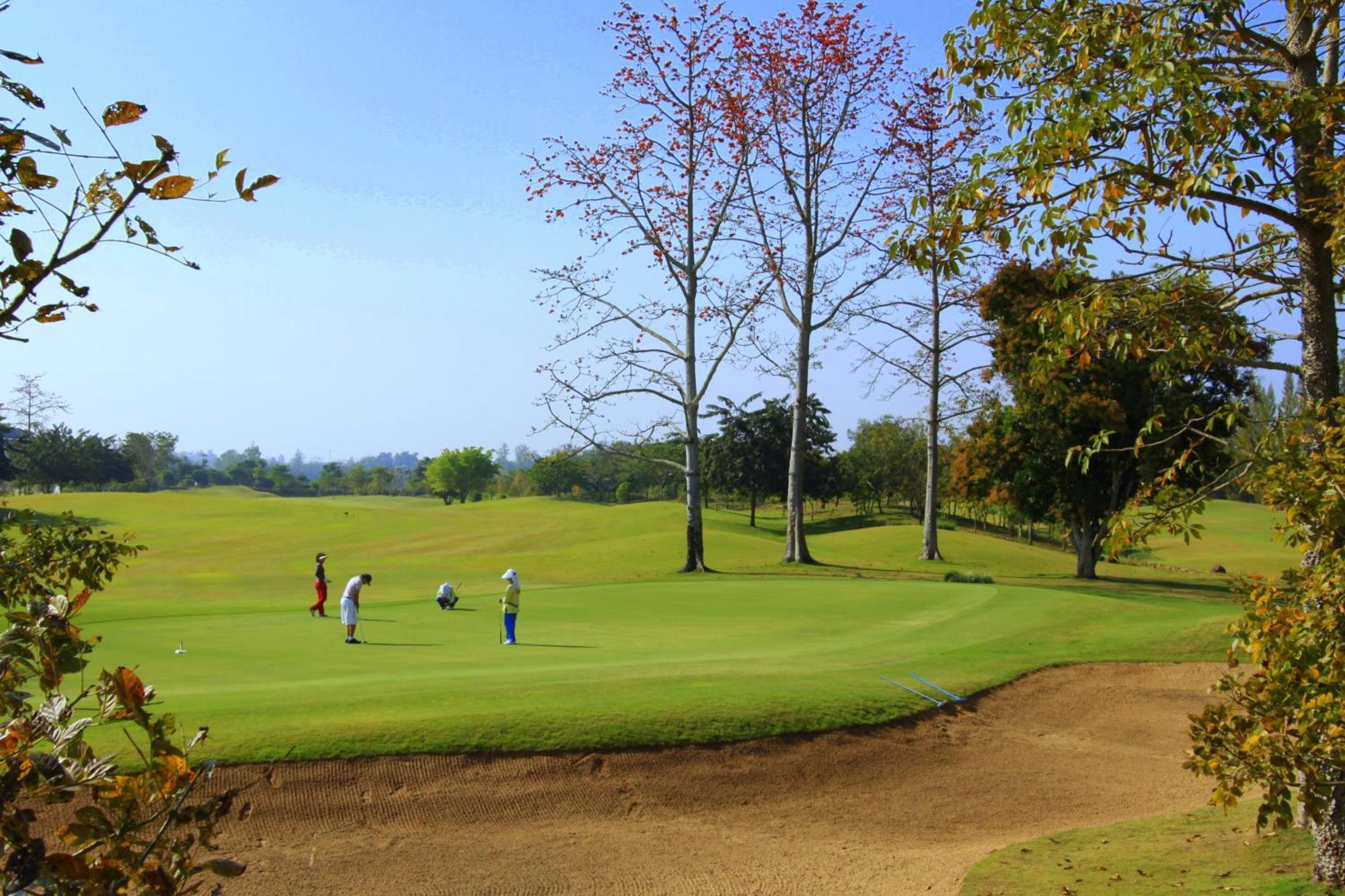 Mae Jo Golf Resort & Spa Ban Ban San Sai Exterior foto