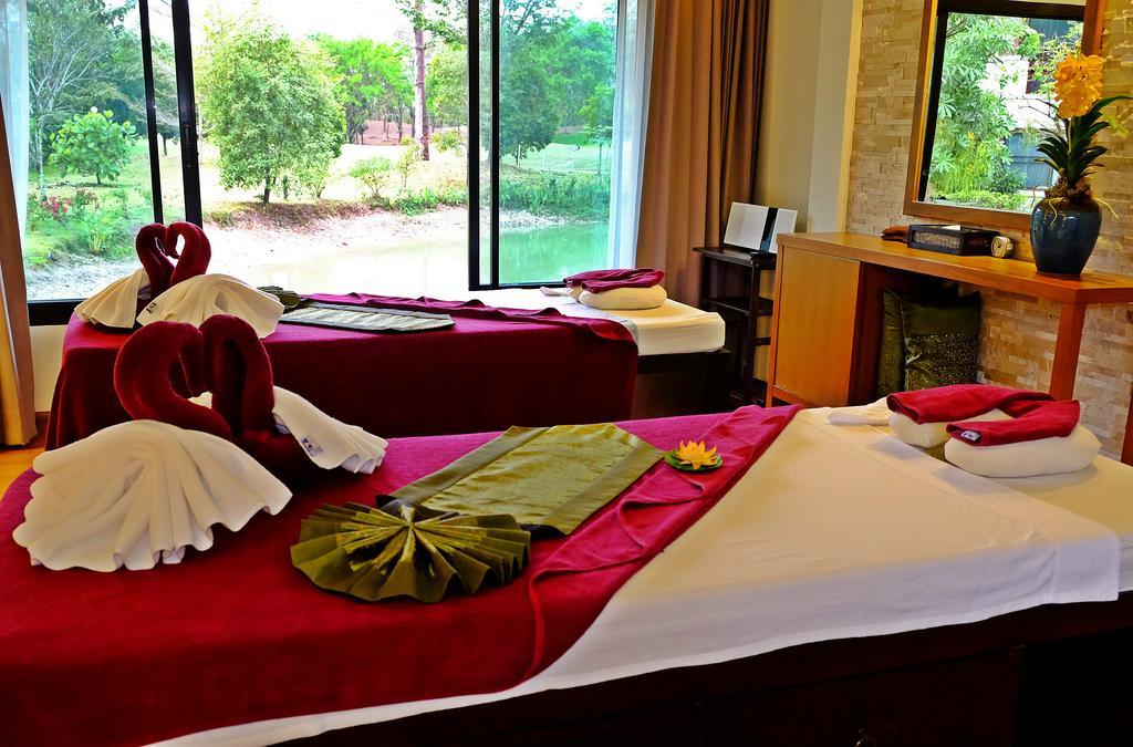 Mae Jo Golf Resort & Spa Ban Ban San Sai Exterior foto